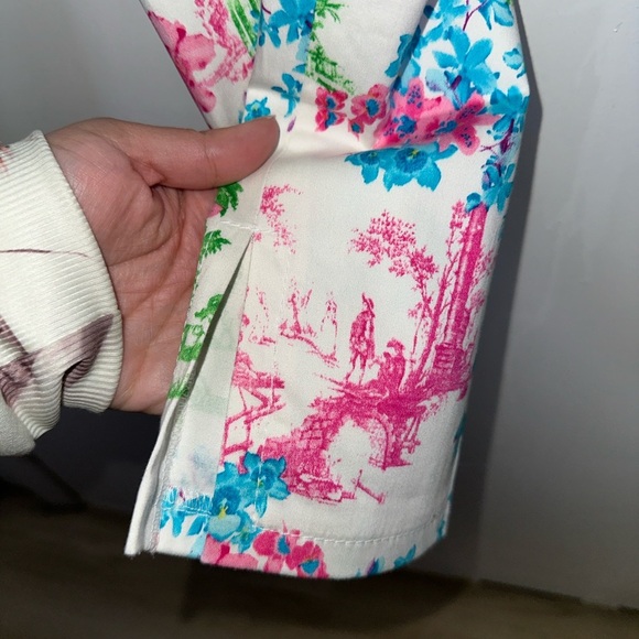 VINTAGE Floral Print Pants in Pink, Blue, and Green - Picture 9 of 10